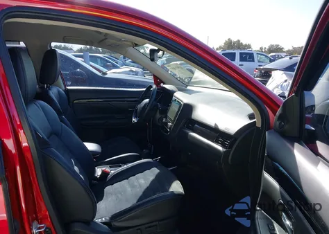 2020 Mitsubishi Outlander Se 2.4 z USA, uszkodzony, nr VIN JA4AD3A31LZ005186